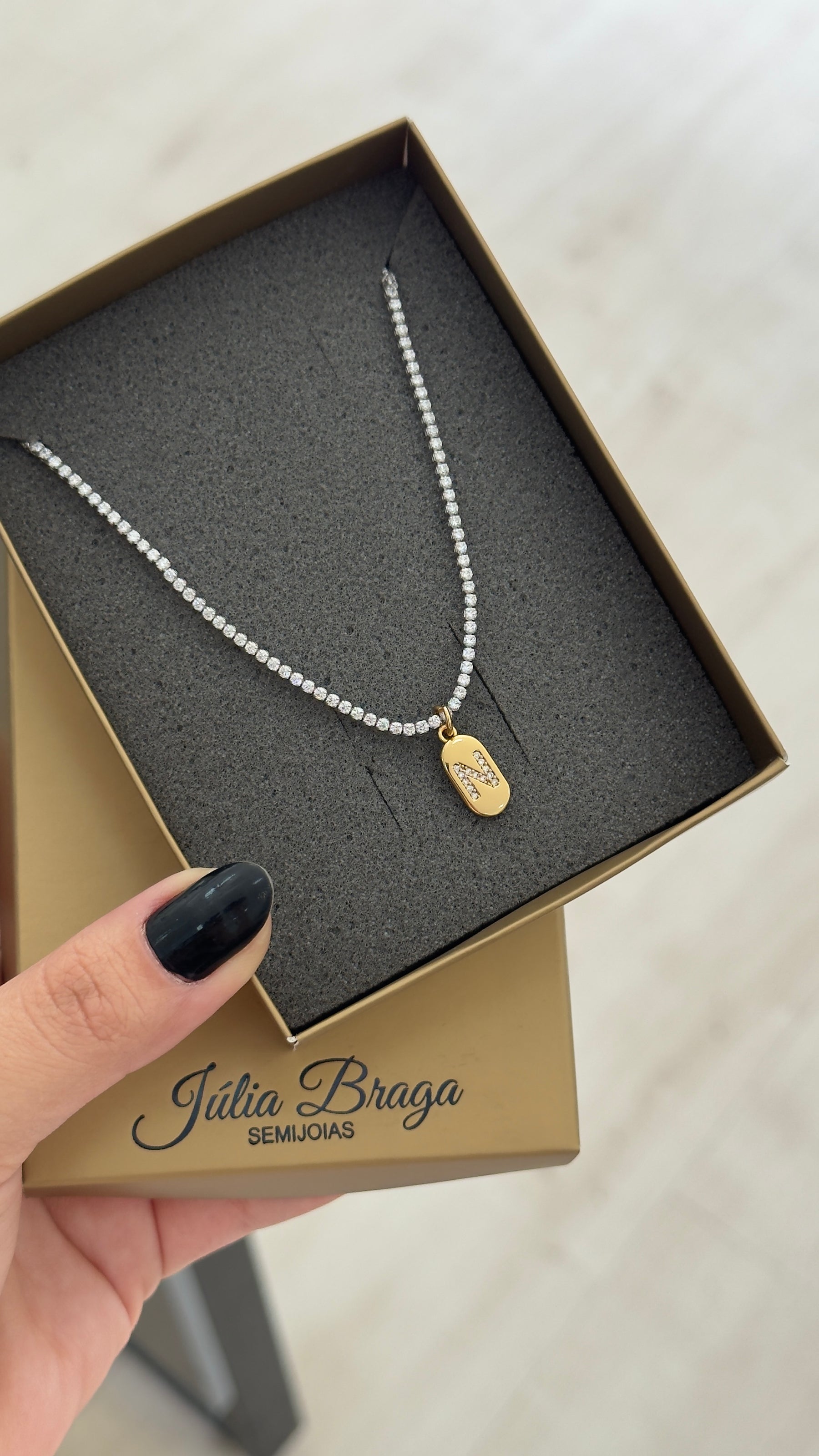 Choker Riviera de Zircônias – Luxo e Brilho em Cada Detalhe