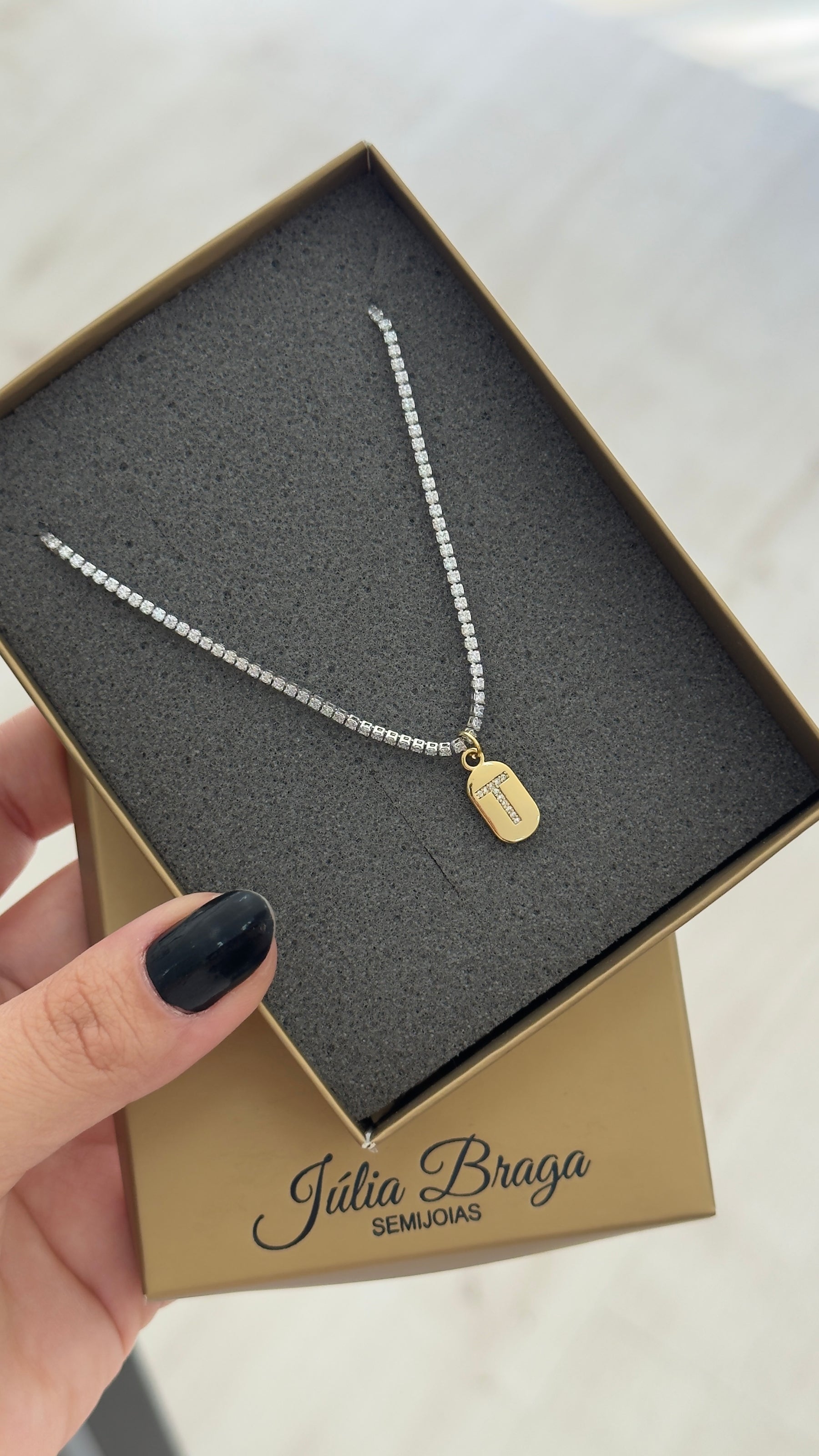 Choker Riviera de Zircônias – Luxo e Brilho em Cada Detalhe