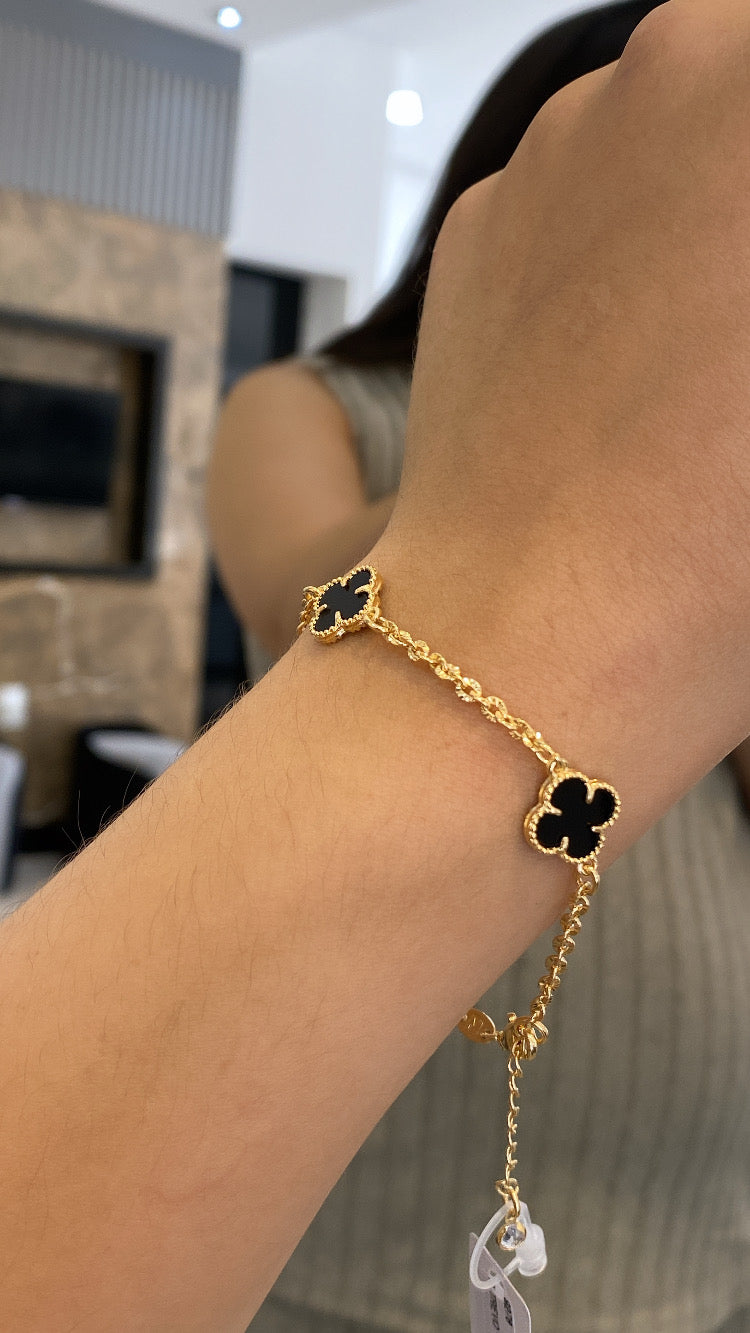 Pulseira trevo preto