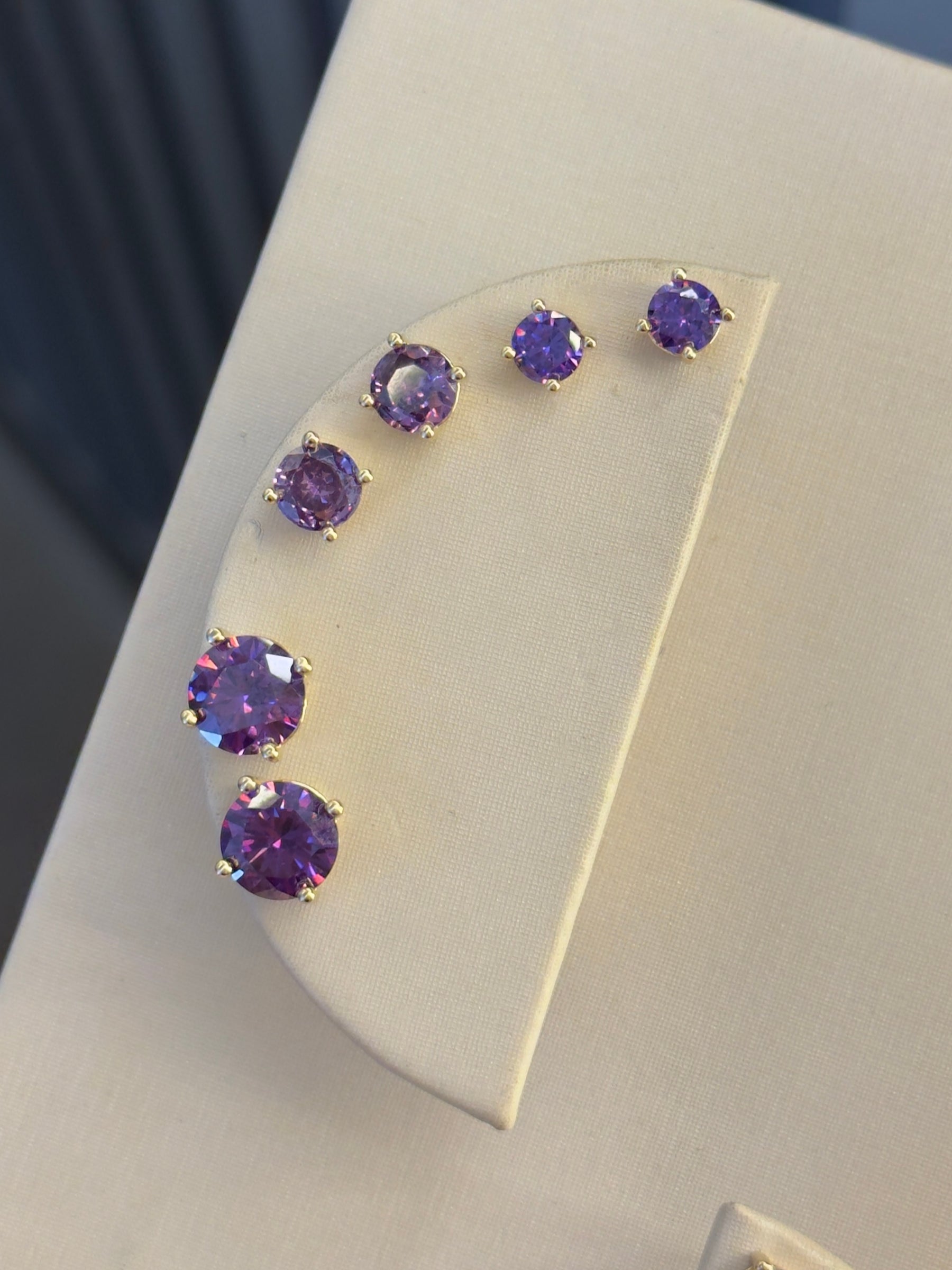 Trio Dourado ponto de luz roxo